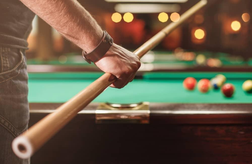 best low deflection pool cues compress