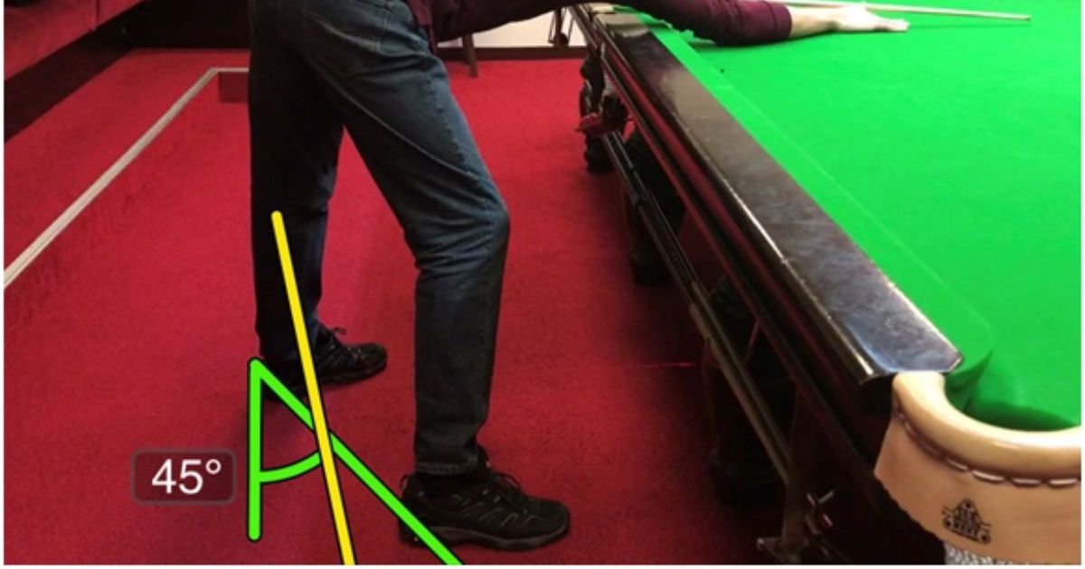 Adjusting 45 degree between two feet to have better stance