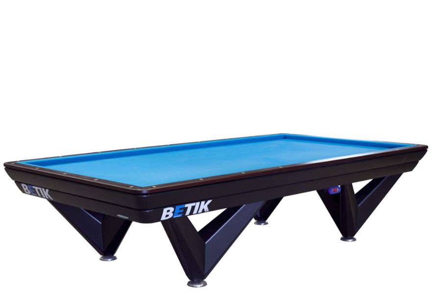 A carom billiards table has no pocket.